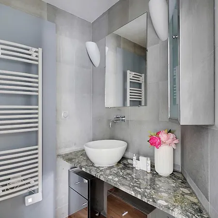 Chic - 2br 6p - Saint-ambroise Apartamento *